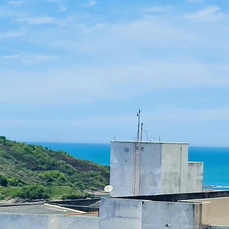 Apto 3 Quartos Na Praia Do Morro Com Vista Para O Mar 2 Vagas De Garagem A 1 Rua Da Da Praia กวาราปารี ภายนอก รูปภาพ